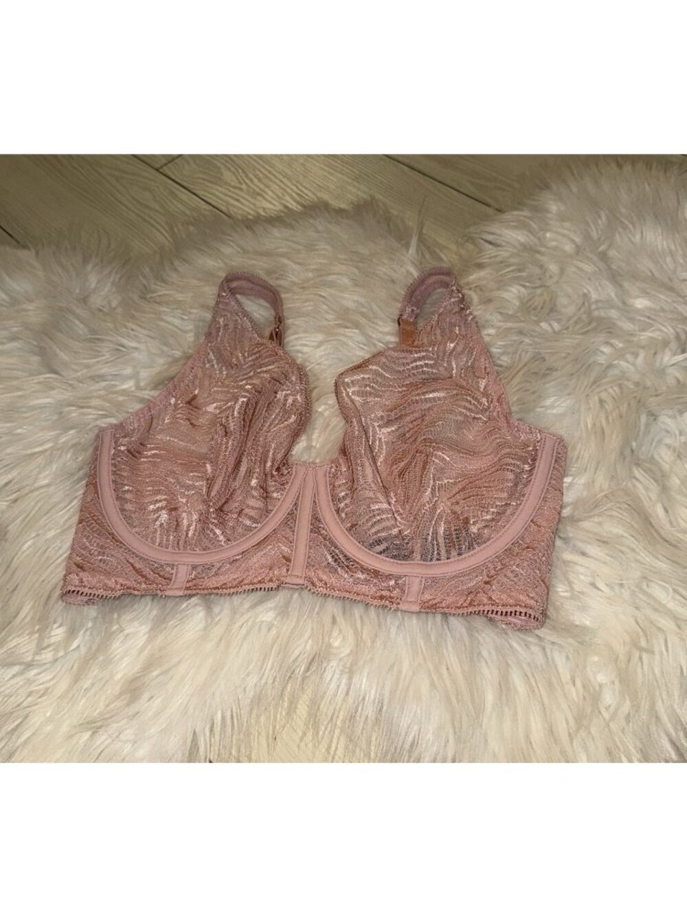 Victorias Secret Unlined Plunge Bra Sheer Lace Underwire Womens 32DD Pink New